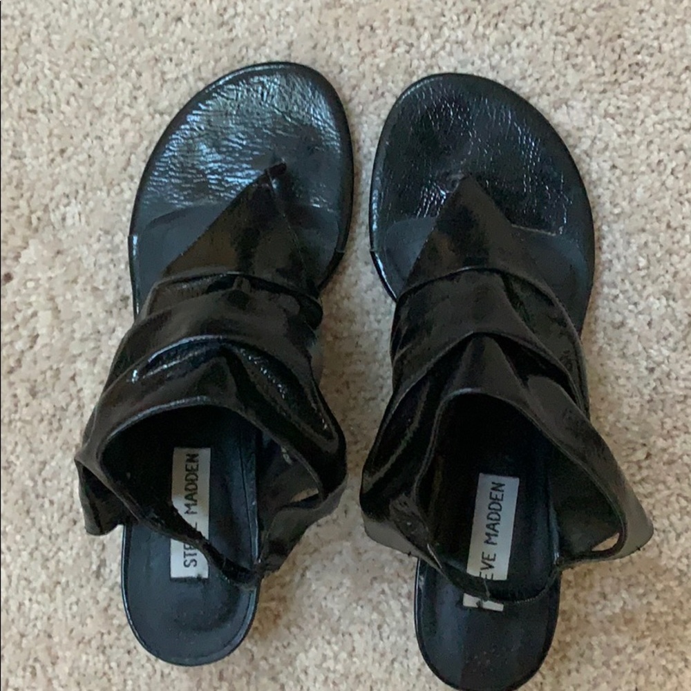 6.5 Steve Madden sandals